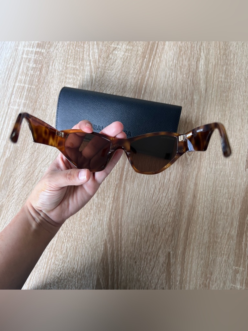 Balenciaga BB0097S Sunglasses - Picture 7 of 8